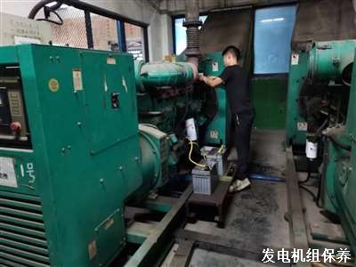 康明(míng)斯柴油發電機組 